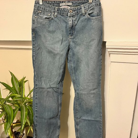 Tommy Hilfiger Mom Jeans - Picture 1 of 4